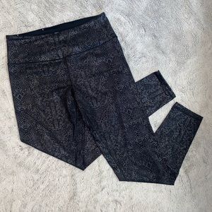 Victoria Secret Python Leggings (PINK)